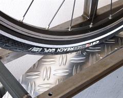 CST E-Series Reach CST E-Series Reach Touring/E-Bike tire on a rolling resistance test machine