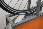 Schwalbe Marathon 622-37 on a rolling resistance test machine Schwalbe Marathon 622-37 on a rolling resistance test machine