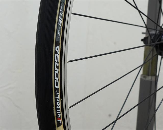 Road Bike Tire Comparison Continental Grand Prix 4000S II Vs Vittoria Corsa G+ (open)