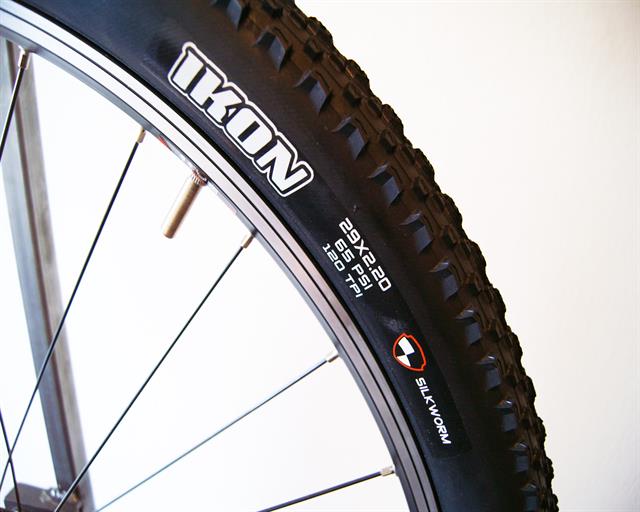 Maxxis Ikon eXCeption Silkworm Rolling Resistance Review