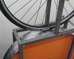 Michelin Krylion 2 Endurance Michelin Krylion 2 Endurance road bike tire on a rolling resistance test machine